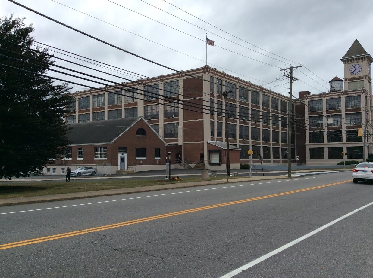 135 S Main St, Thomaston, CT for Rent