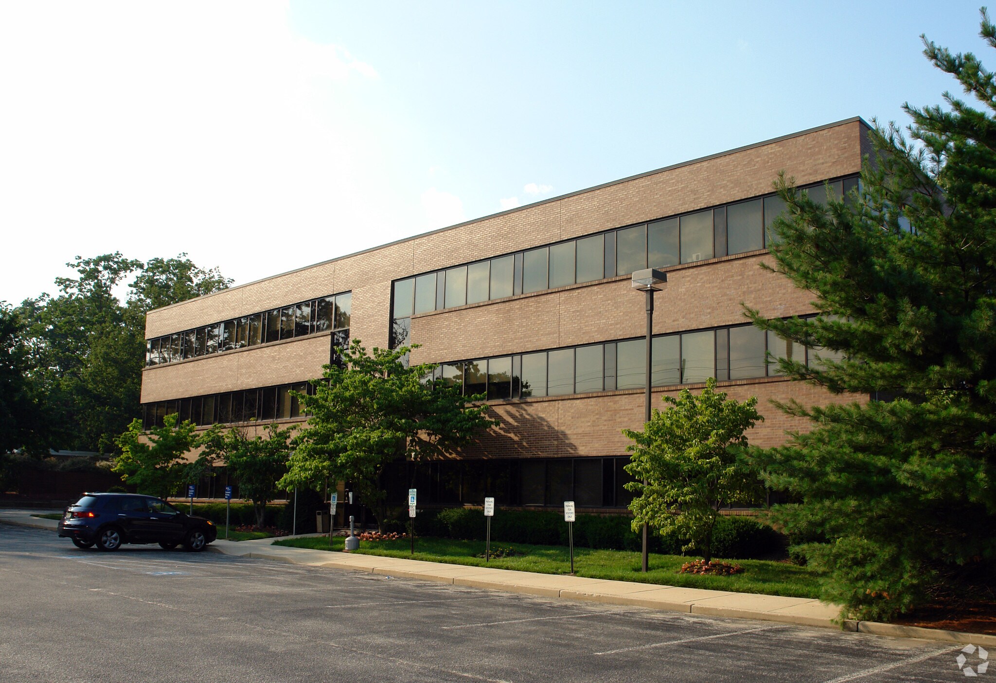1950 Rt 70 Cherry Hill, NJ 08003 Office Property for Lease on