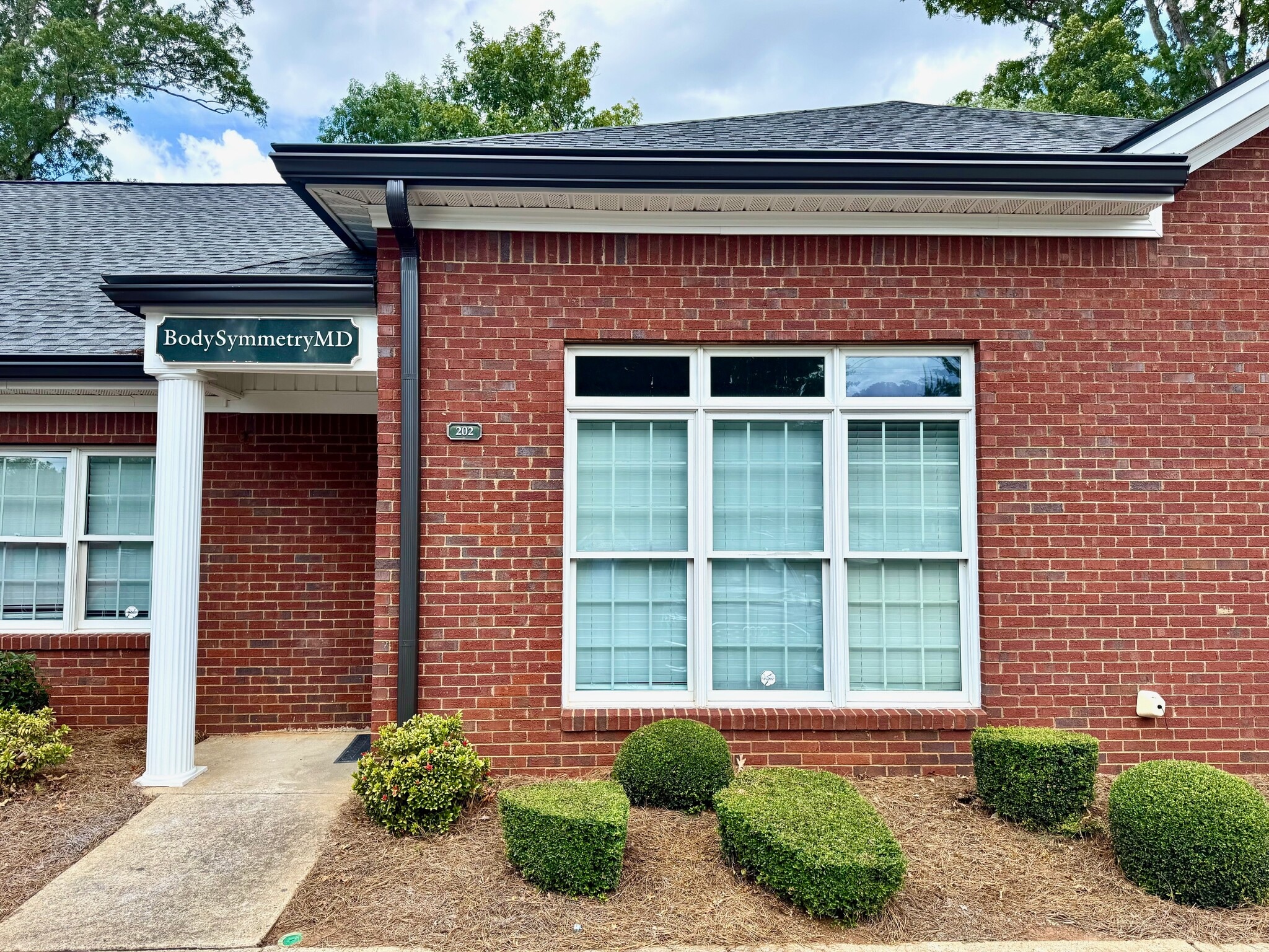 201-204 Bombay Ln, Roswell, GA for Rent