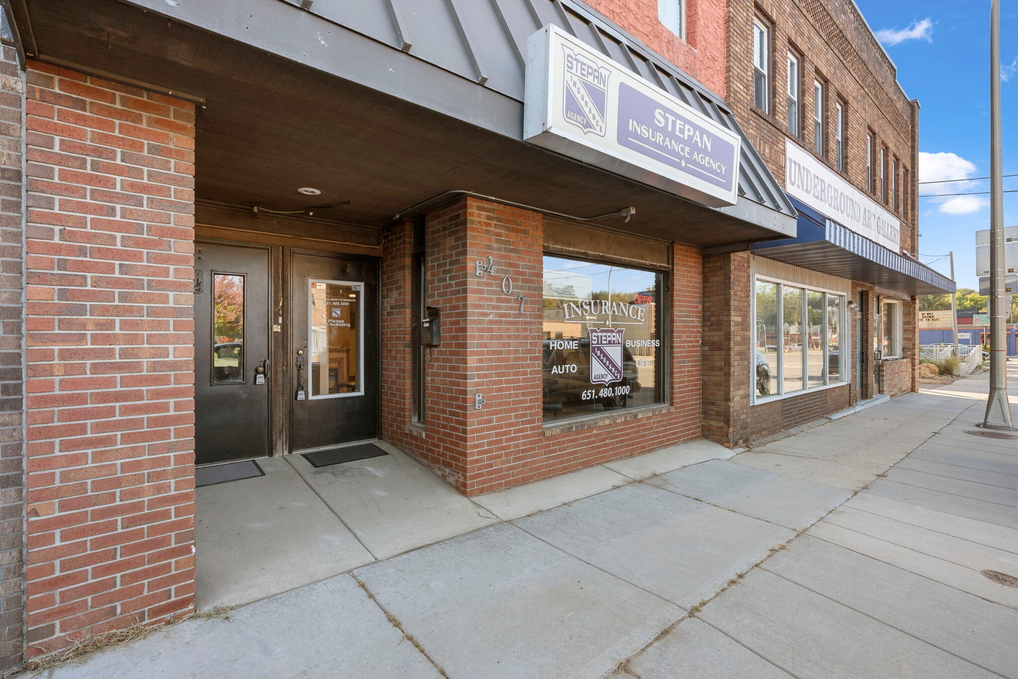407 Vermillion St, Hastings, MN for Sale