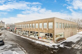 Laval, QC Office - 1750-1824 Boul Le Corbusier