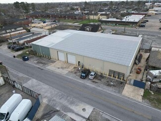 Houston, TX Warehouse - 705 Freeport St
