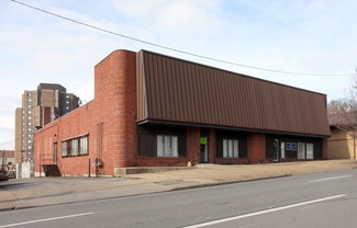 New Castle, PA Medical - 227 N Jefferson St