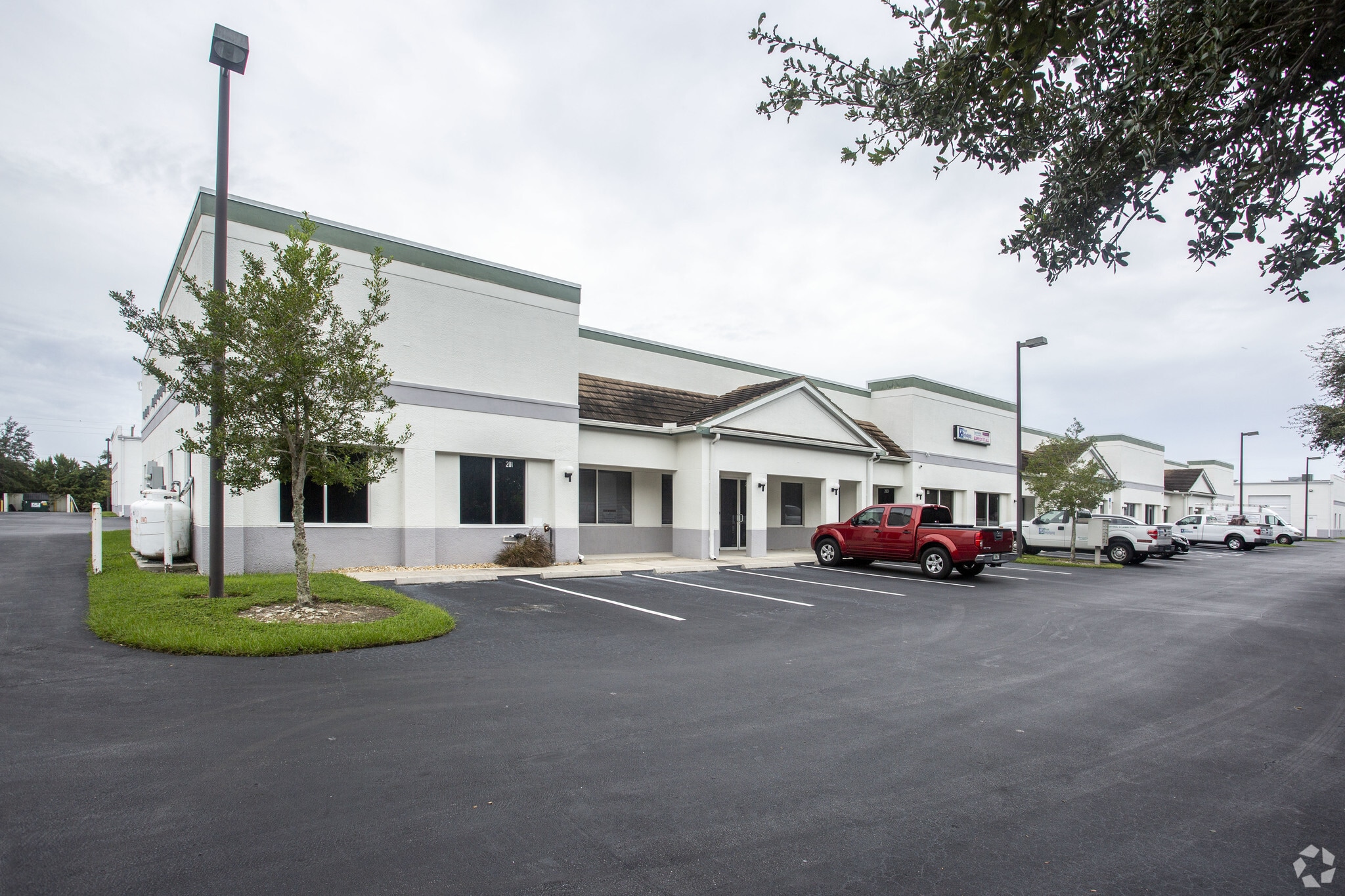10801 Sunset Plaza Cir, Fort Myers, FL for Sale