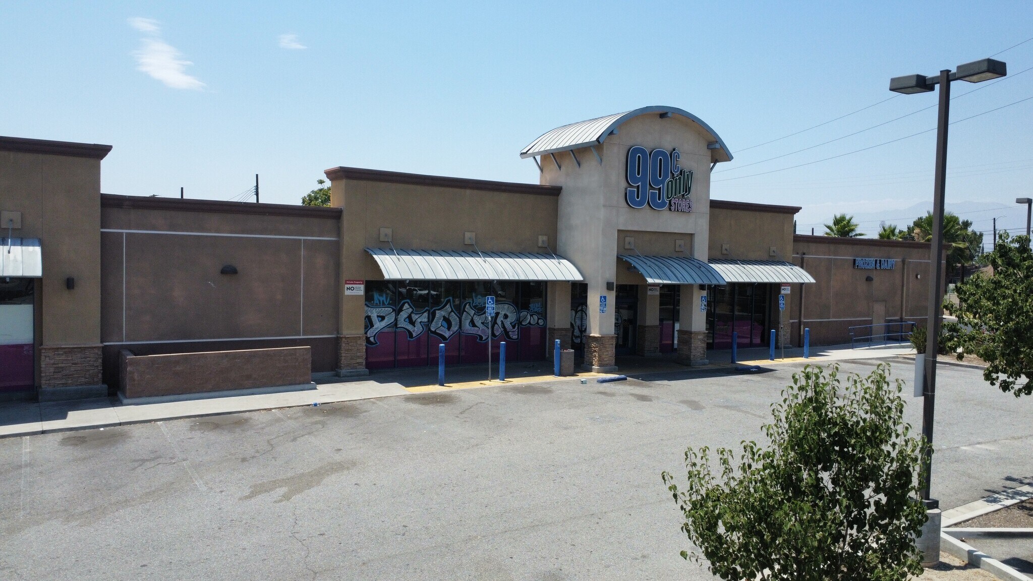 1481 N La Cadena Dr, Colton, CA for Rent