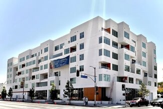 Los Angeles, CA Retail - 8070 W Beverly Rd