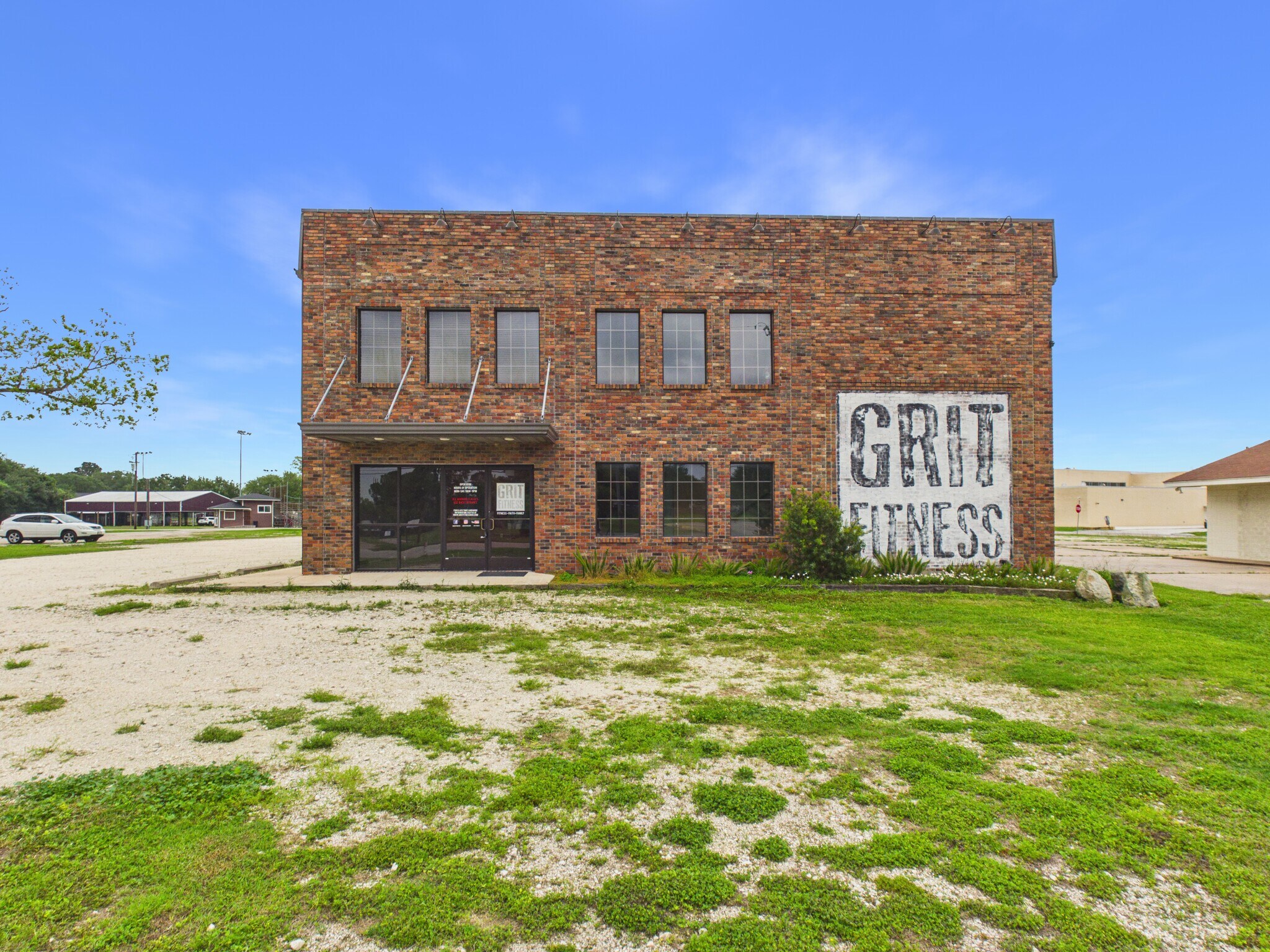 431 S 17th St, West Columbia, TX for Sale