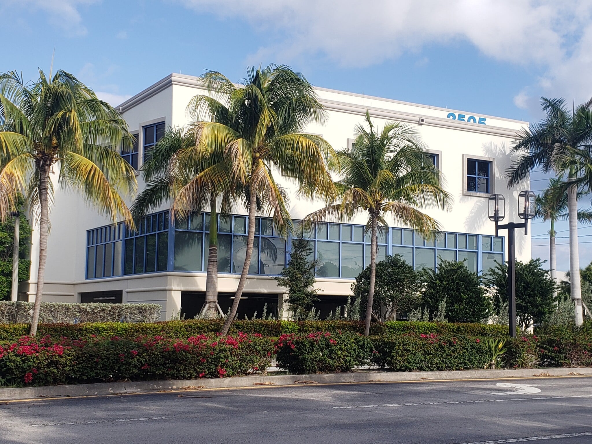 2505 Metrocentre Blvd, West Palm Beach, FL for Rent
