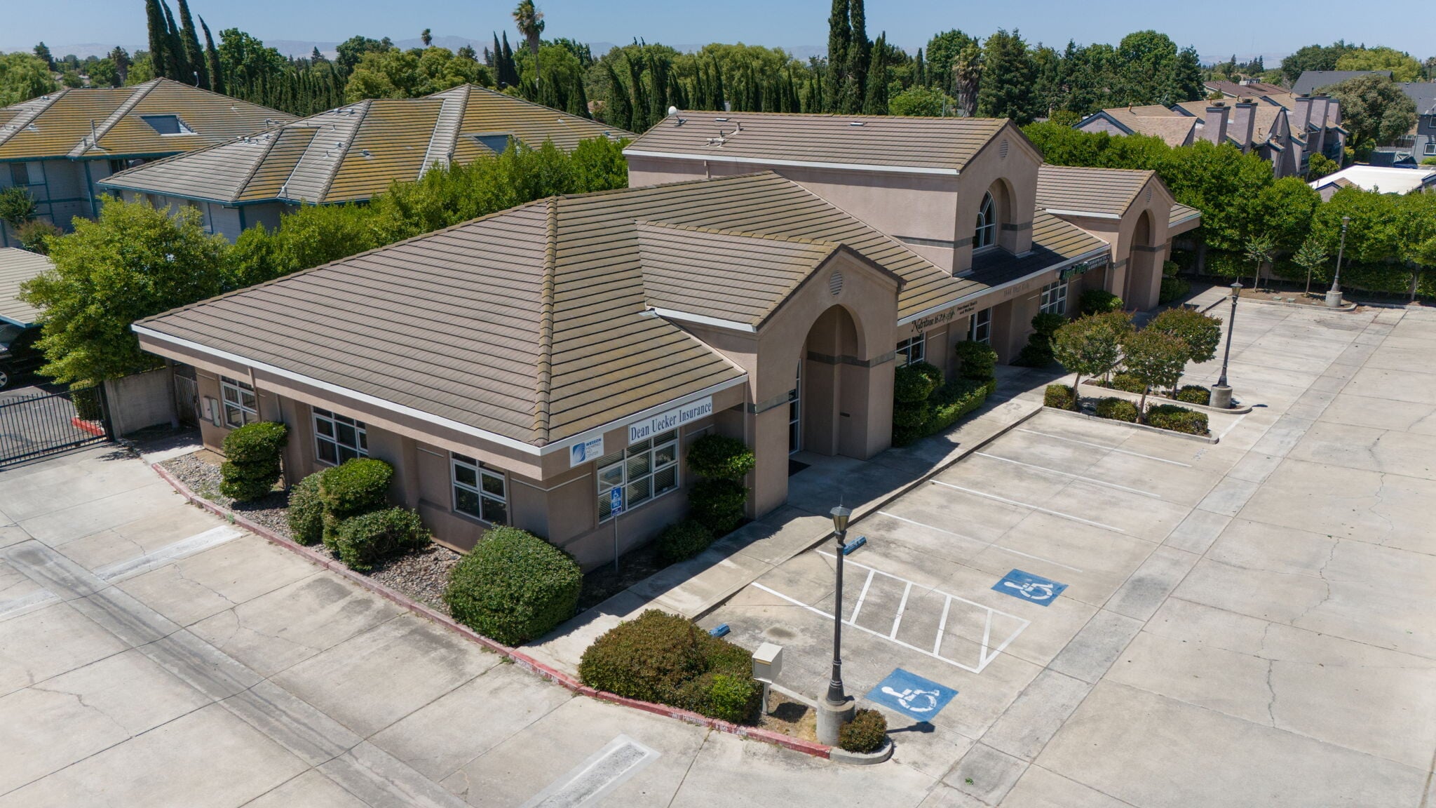 1444 W Main St, Ripon, CA for Sale