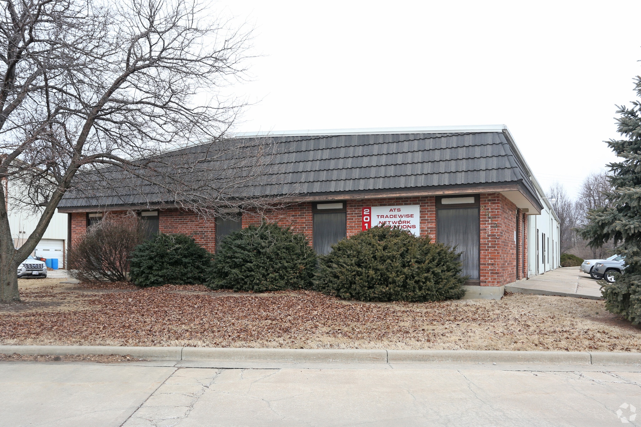 2012 E Prairie Cir, Olathe, KS for Rent