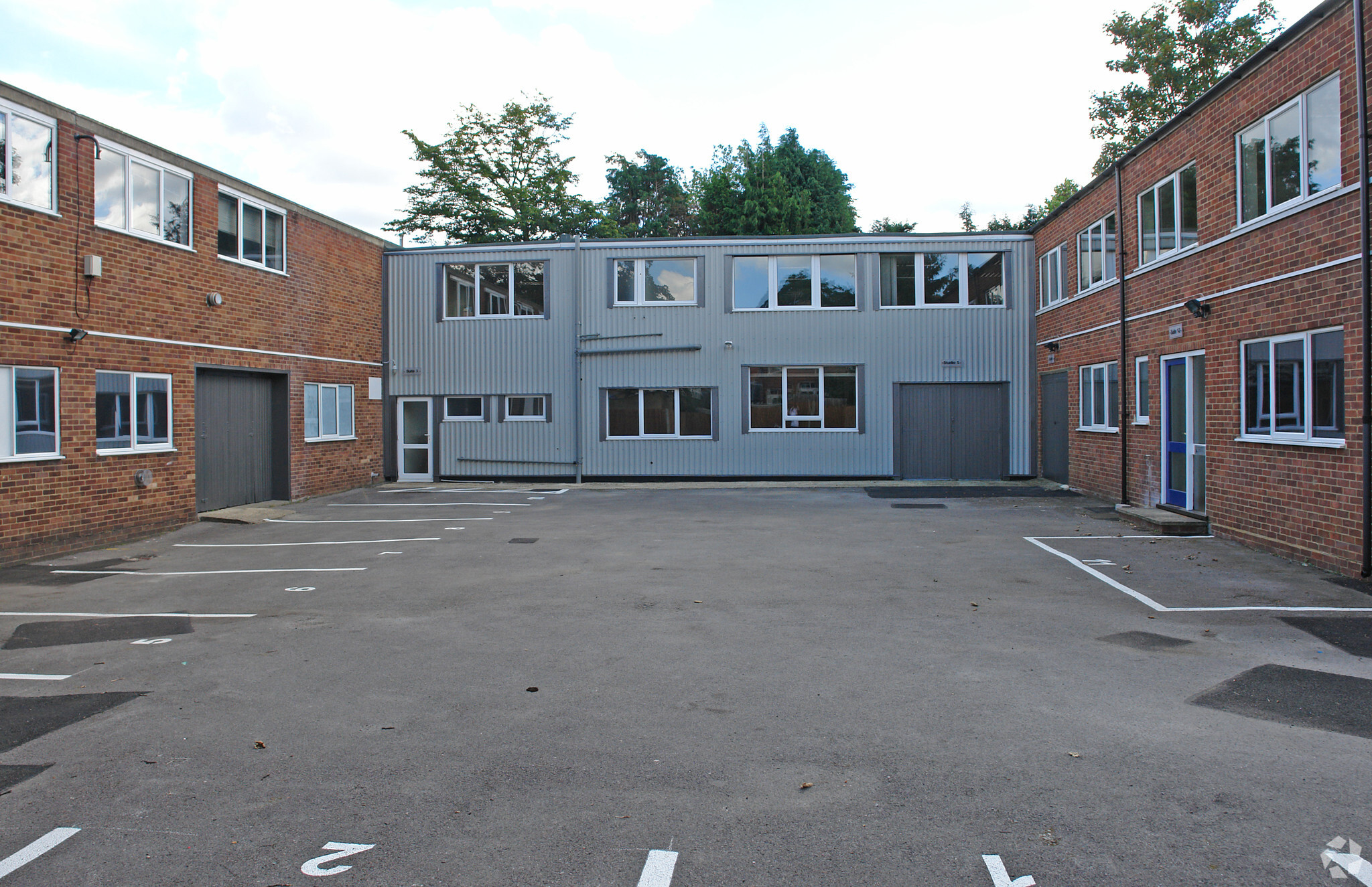 55 Fleet Rd, Fleet, HAM for Rent