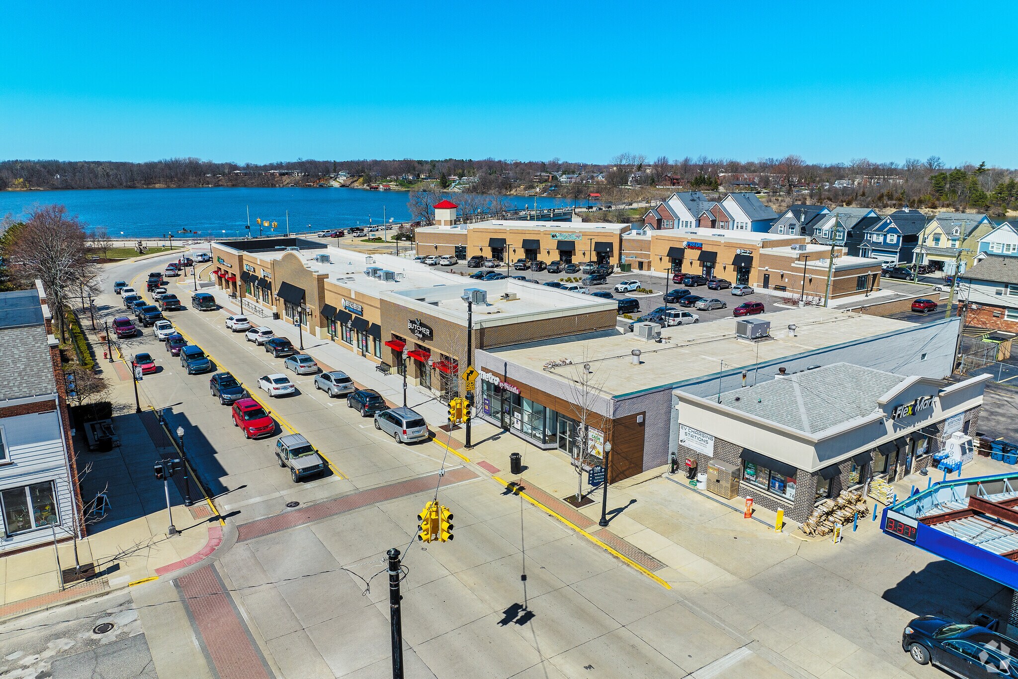 504 Main St, Belleville, MI for Rent
