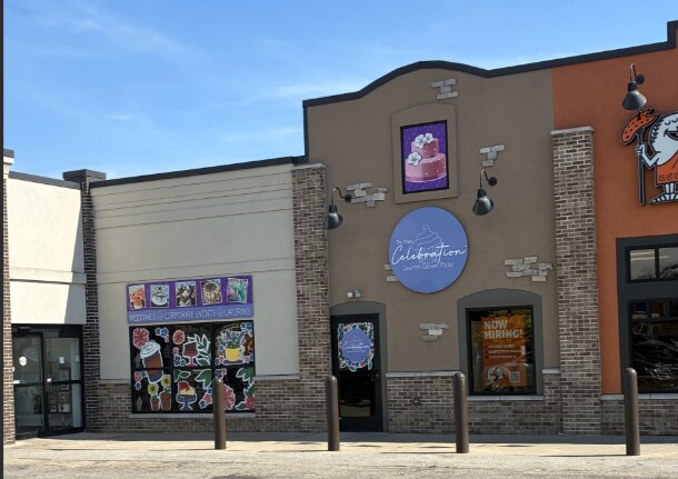 133-137 W Main St, Little Chute, WI for Rent