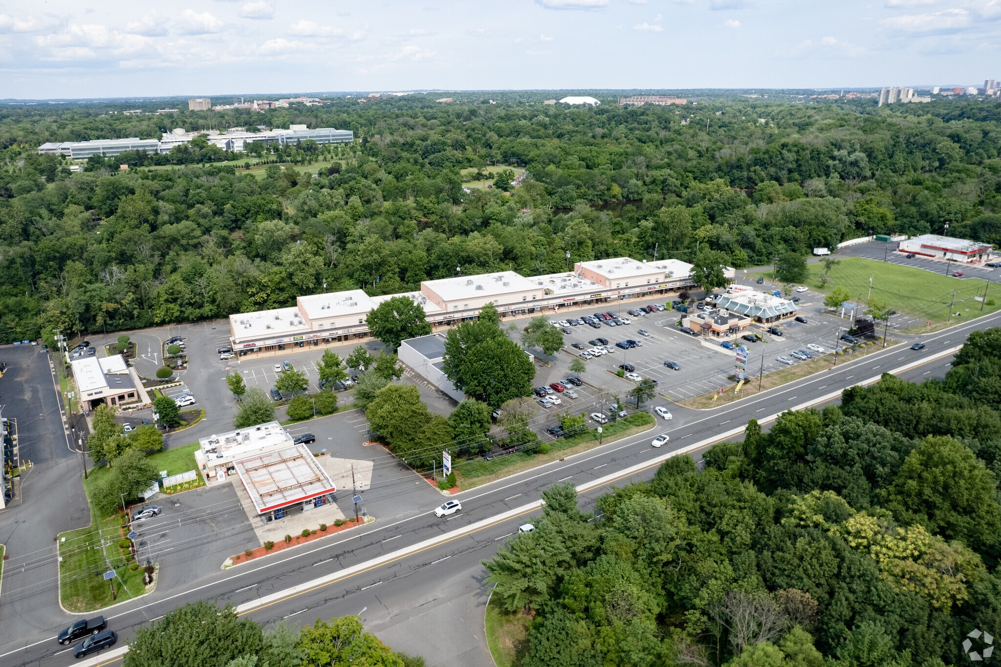 1075 Easton Ave, Somerset, NJ for Rent