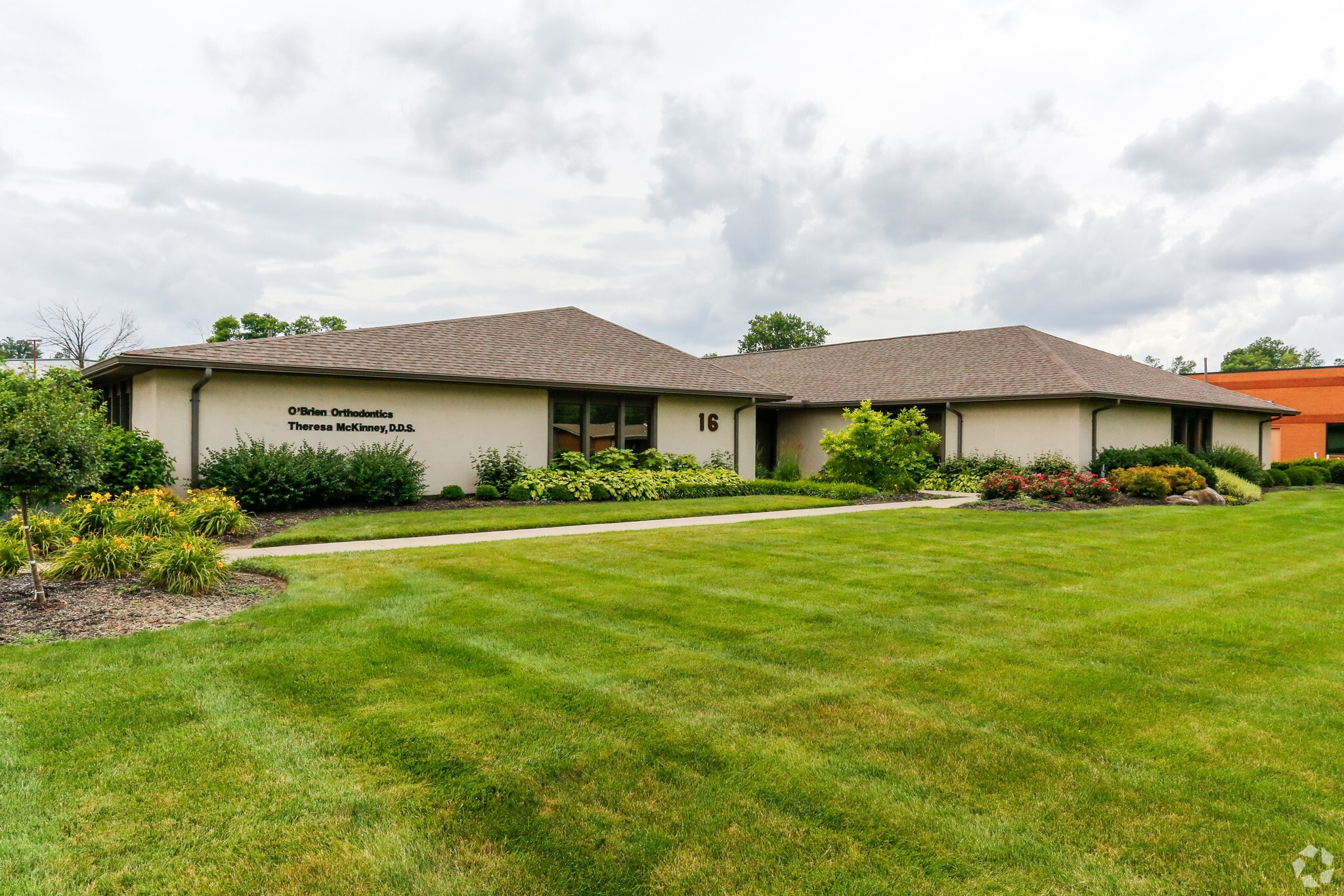 16 W Wenger Rd, Englewood, OH for Rent