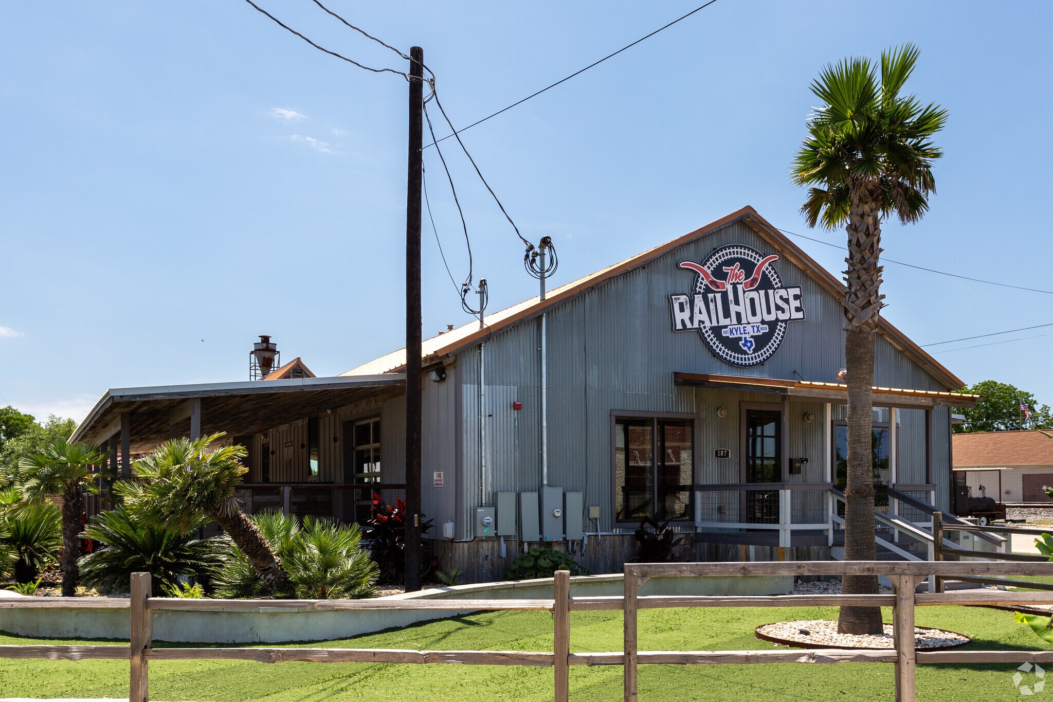 107 E Center St, Kyle, TX for Sale