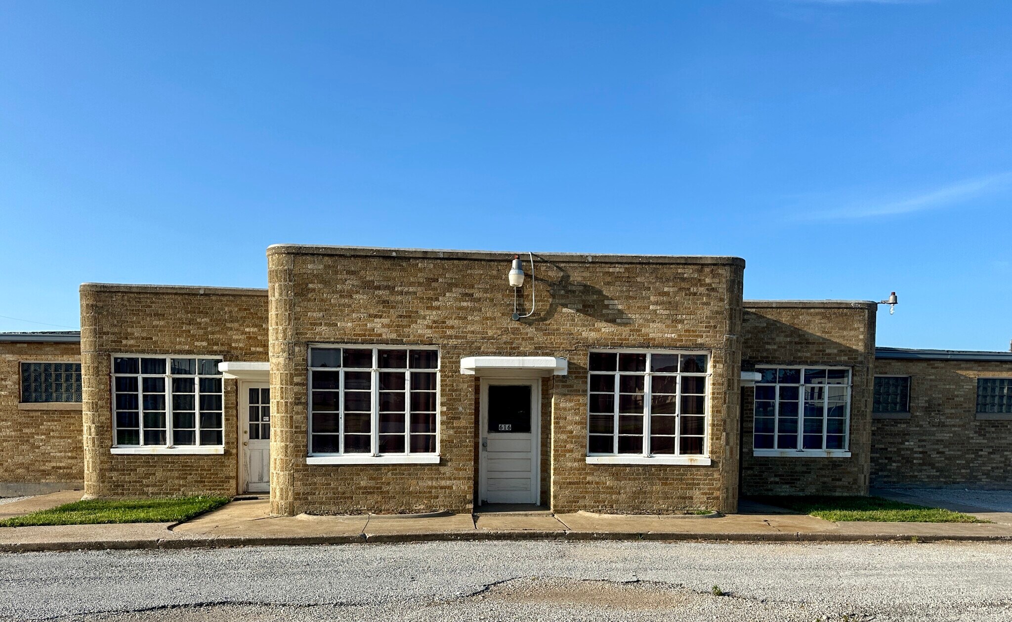616 W Tampa St, Springfield, MO for Rent