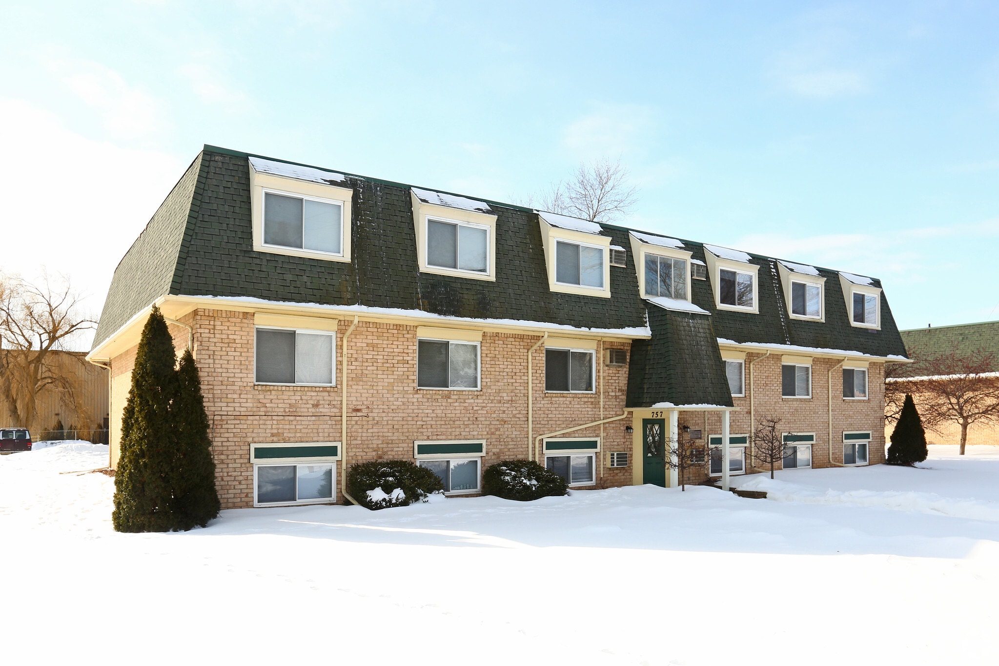 757 W Shepherd St, Charlotte, MI for Sale