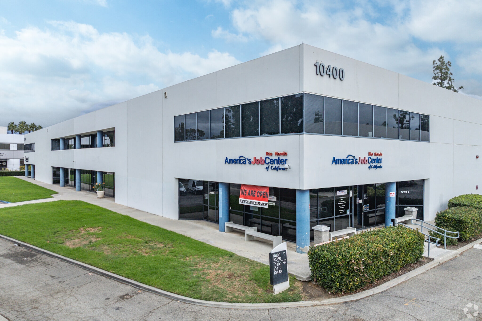 10400 Pioneer Blvd, Santa Fe Springs, CA for Rent