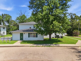 Warren, AR Apartments - 433 Bradley Rd