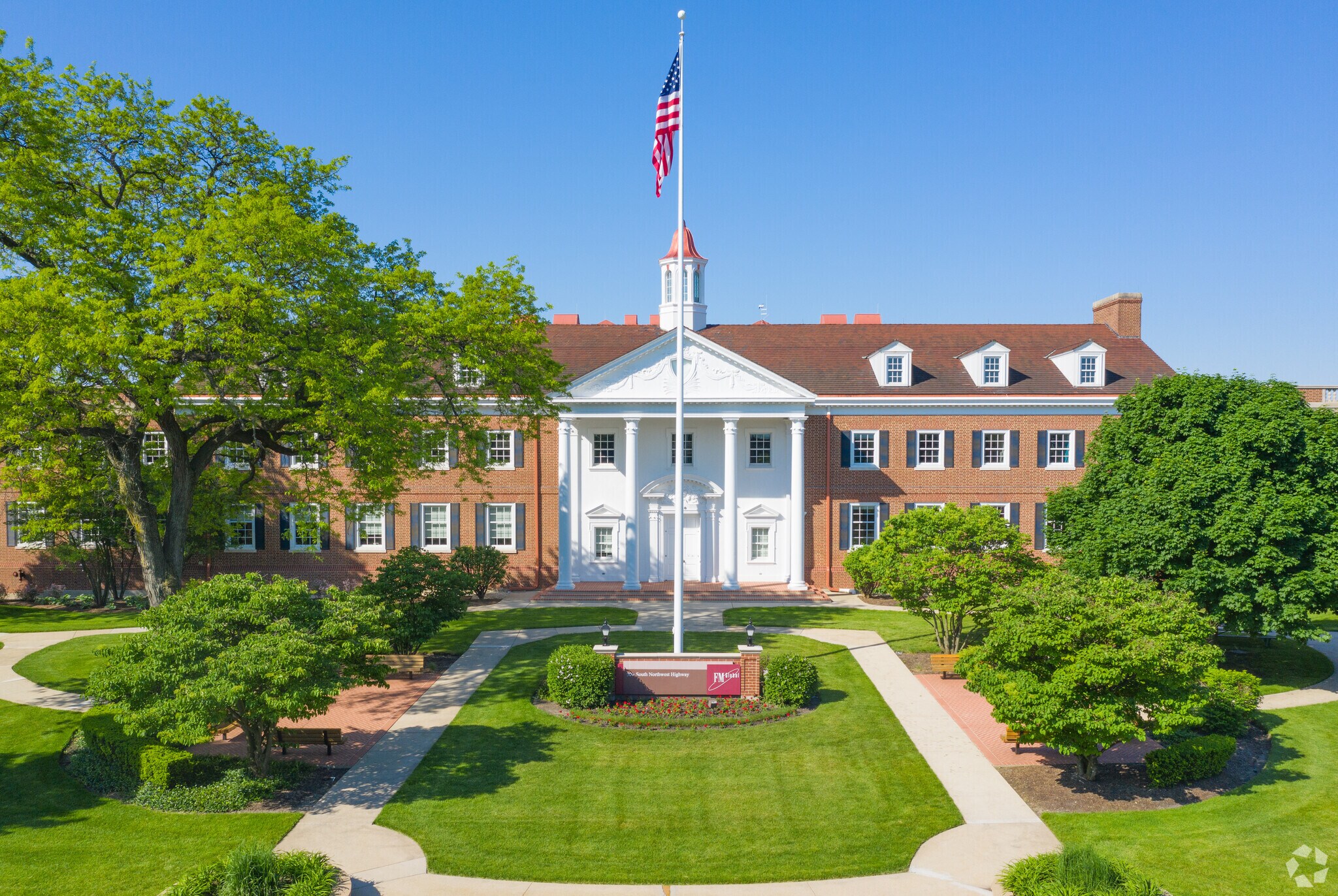 300 S Northwest Hwy, Park Ridge, IL for Rent