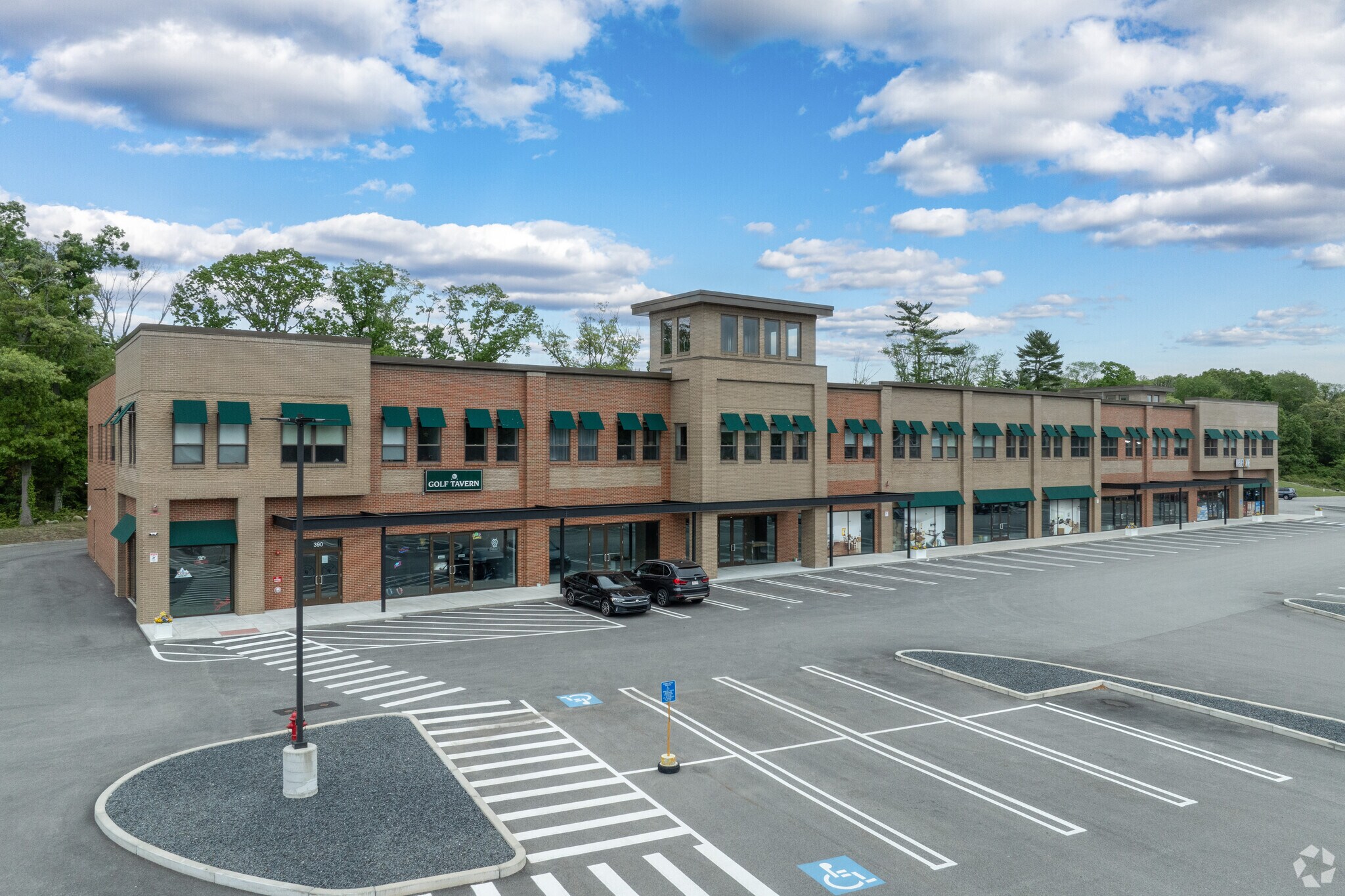 390 Chief Justice Cushing Hwy, Cohasset, MA for Rent