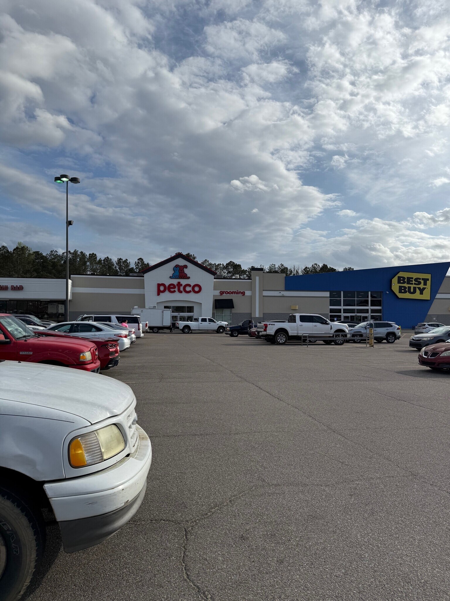 4600 Hardy St, Hattiesburg, MS for Rent