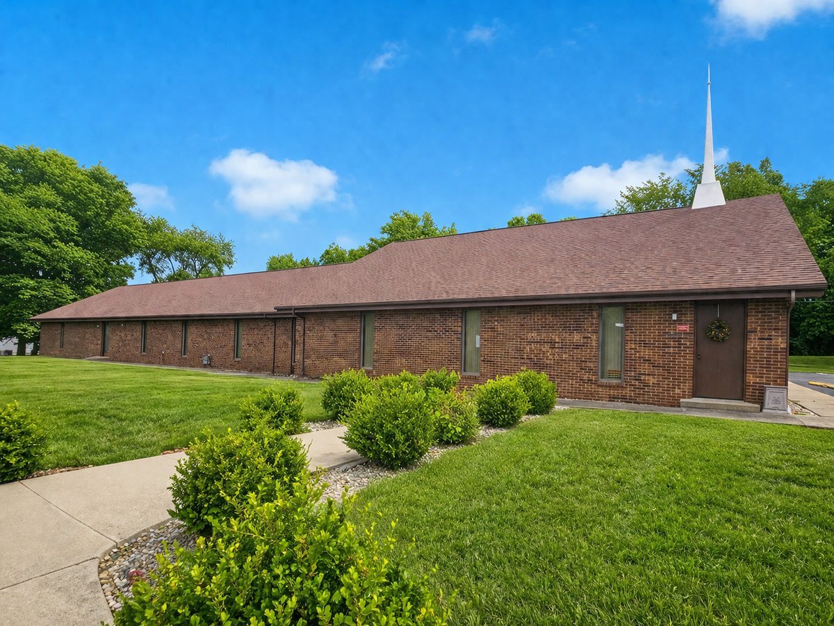1000 N 42nd St, Mount Vernon, IL for Sale