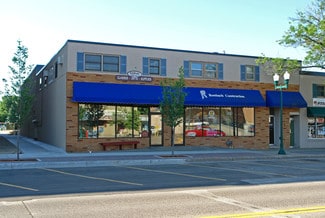North Saint Paul, MN Storefront Retail/Residential - 2578-2580 E 7th Ave