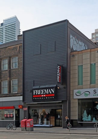 Toronto, ON Retail - 556 Yonge St