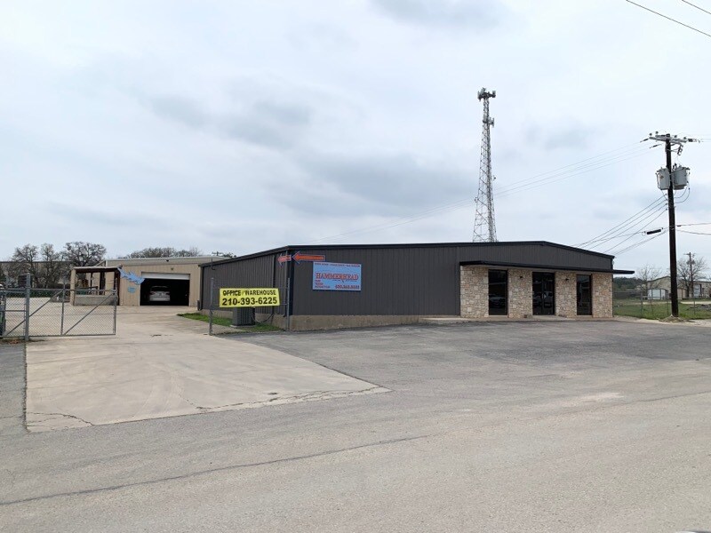 124 Industrial Dr, Boerne, TX for Rent