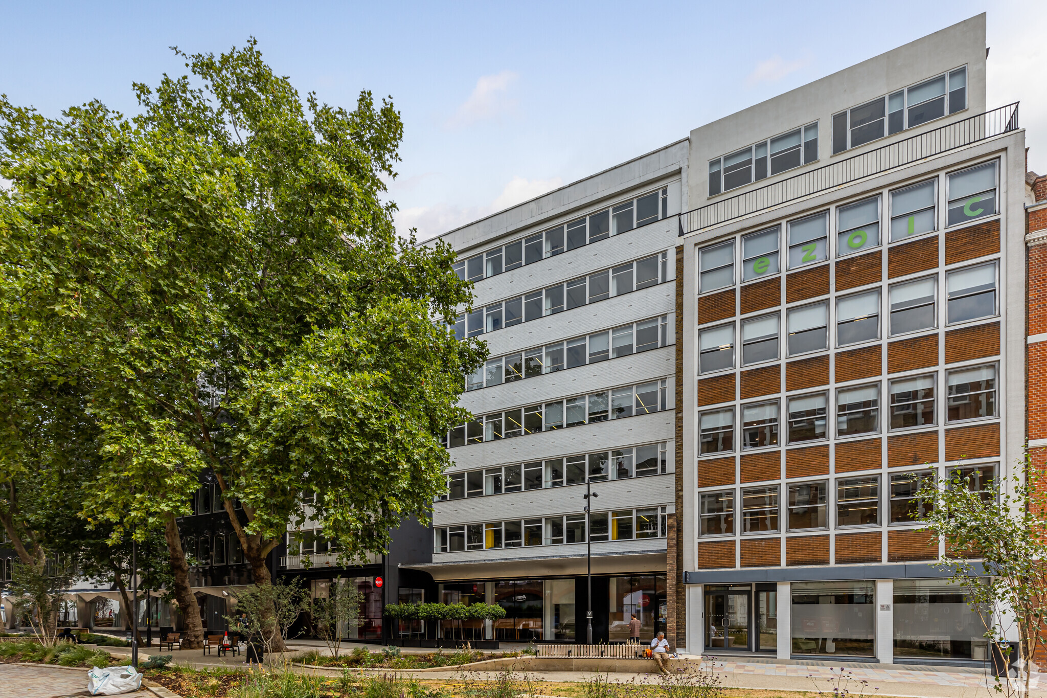 31-32 Alfred Pl, London, LND for Rent