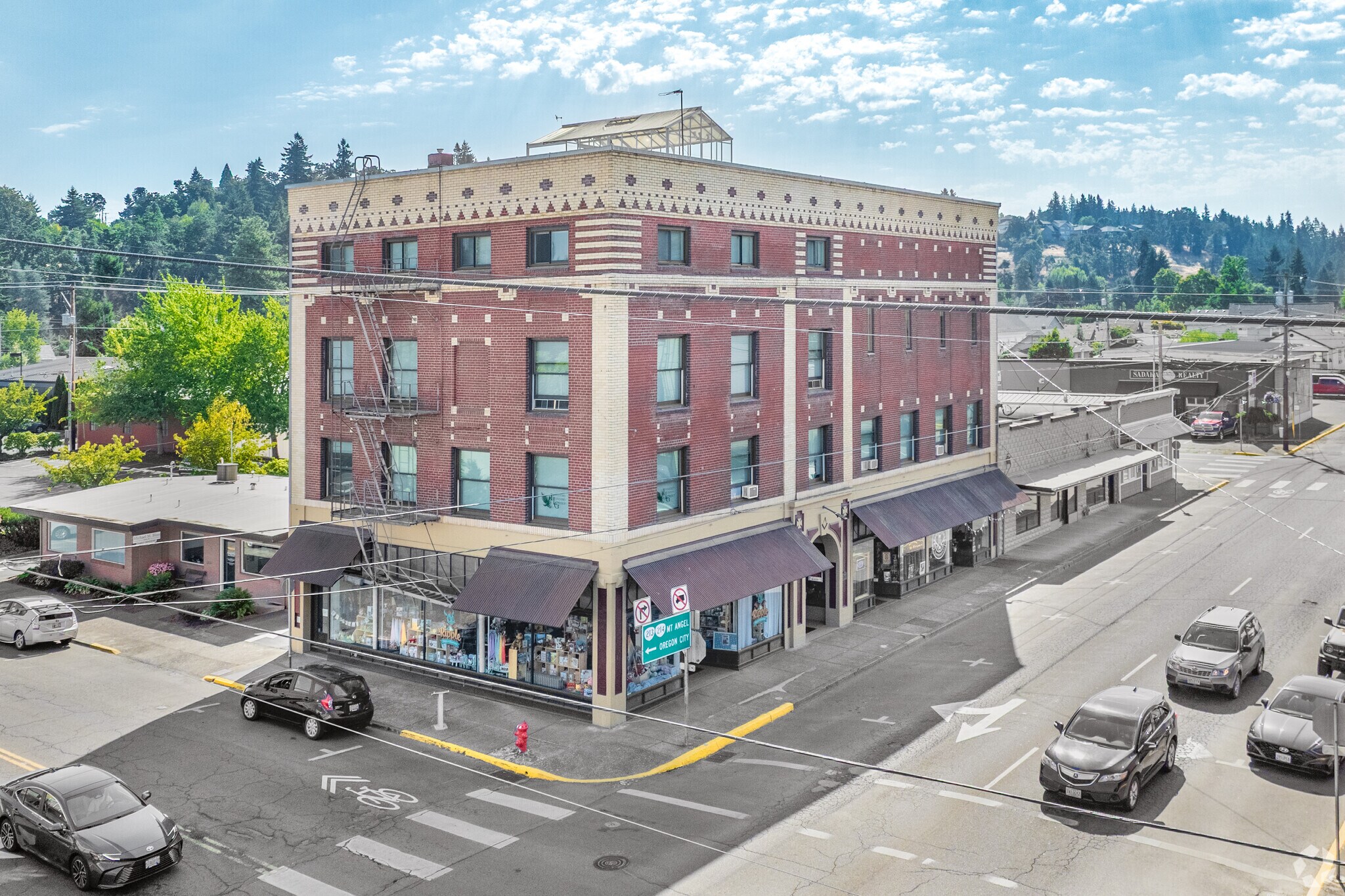 101-107 S 1st St, Silverton, OR for Rent