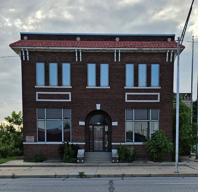 317 N Grand St, Enid, OK for Sale