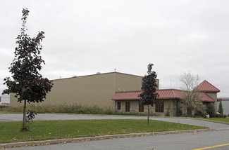 Châteauguay, QC Warehouse - 1100 Rue des Cascades Châteauguay, QC Warehouse - 1100 Rue des Cascades
