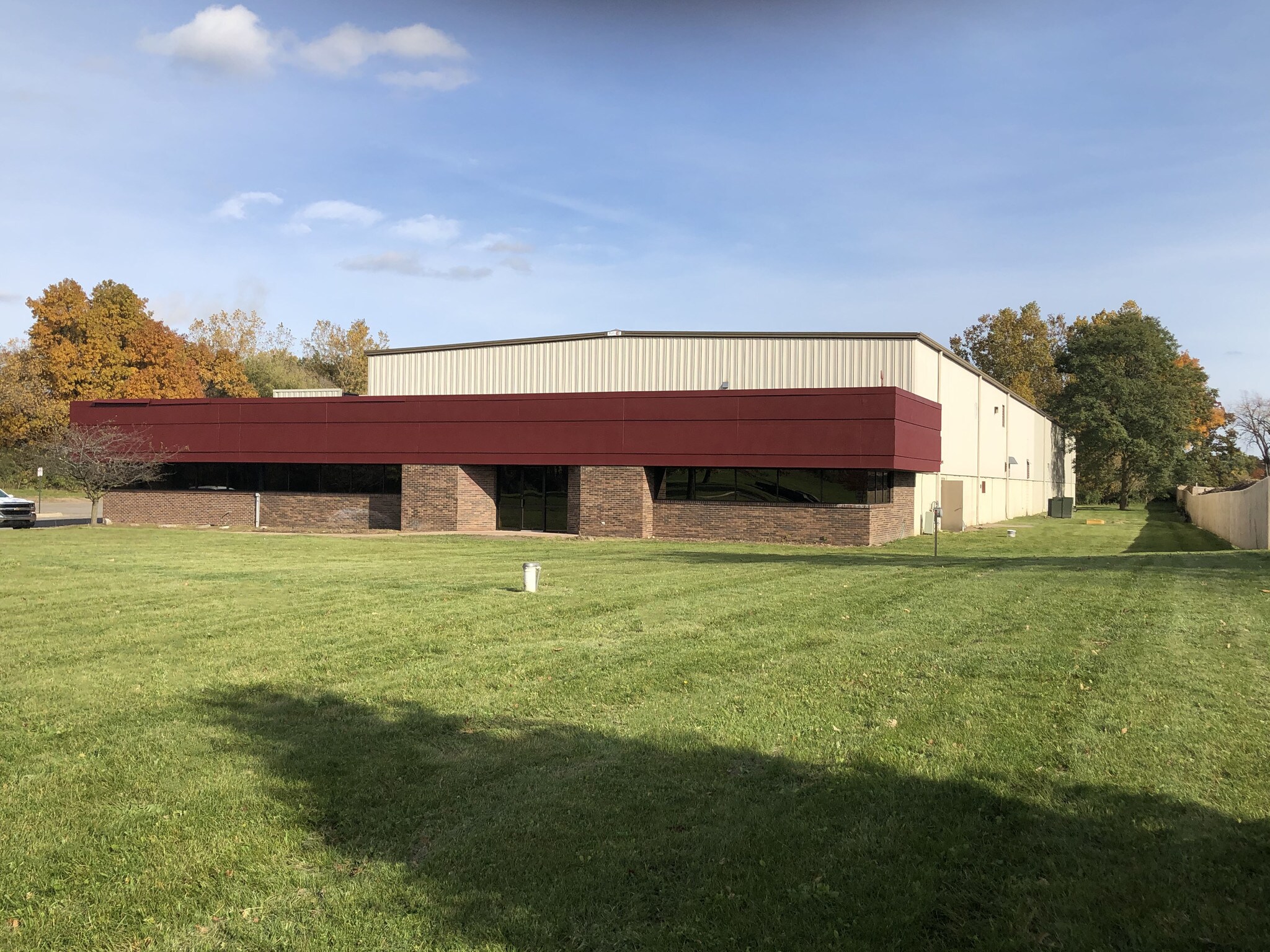 4600 Clawson Tank Dr, Clarkston, MI for Rent