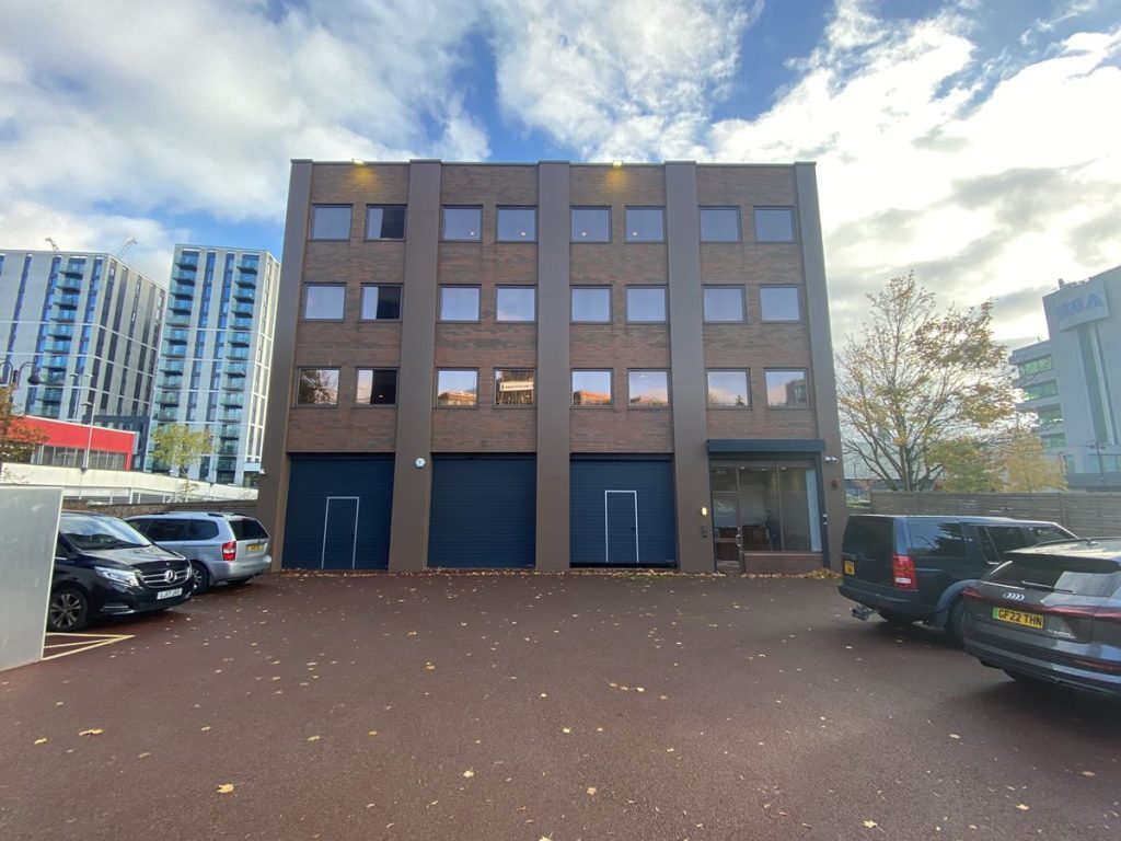 1053 Great West Rd, Brentford, LND for Rent