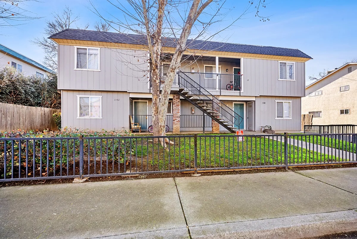 1140 Melton Dr, Yuba City, CA for Sale