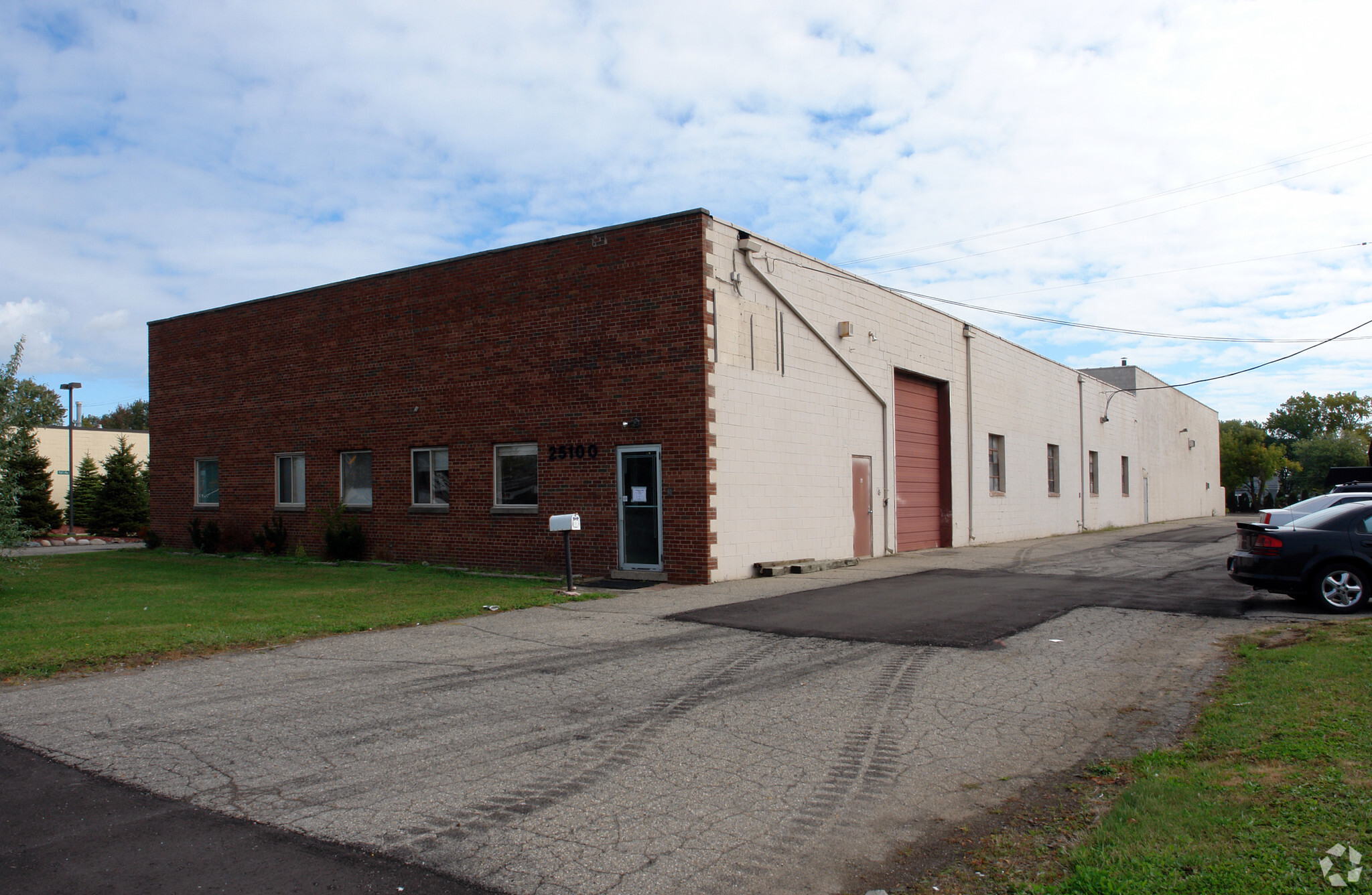 25100 Mound Rd, Warren, MI for Rent