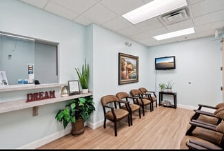 Oviedo, FL Medical - 7560 Red Bug Lake Rd