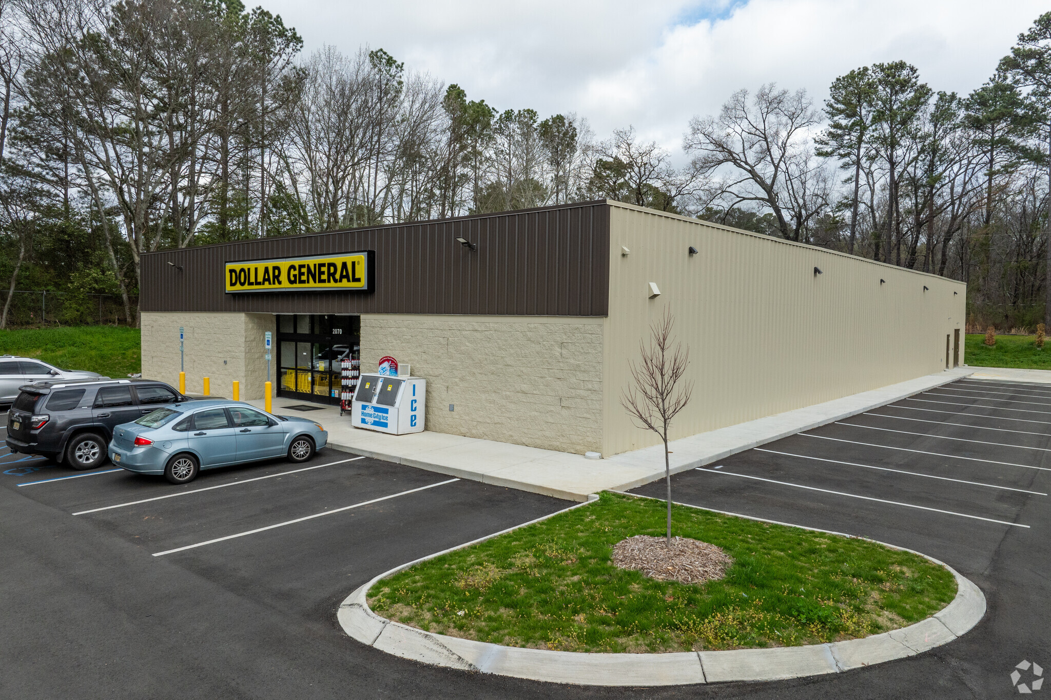 2070 Shannon Oxmoor Rd, Hoover, AL for Sale