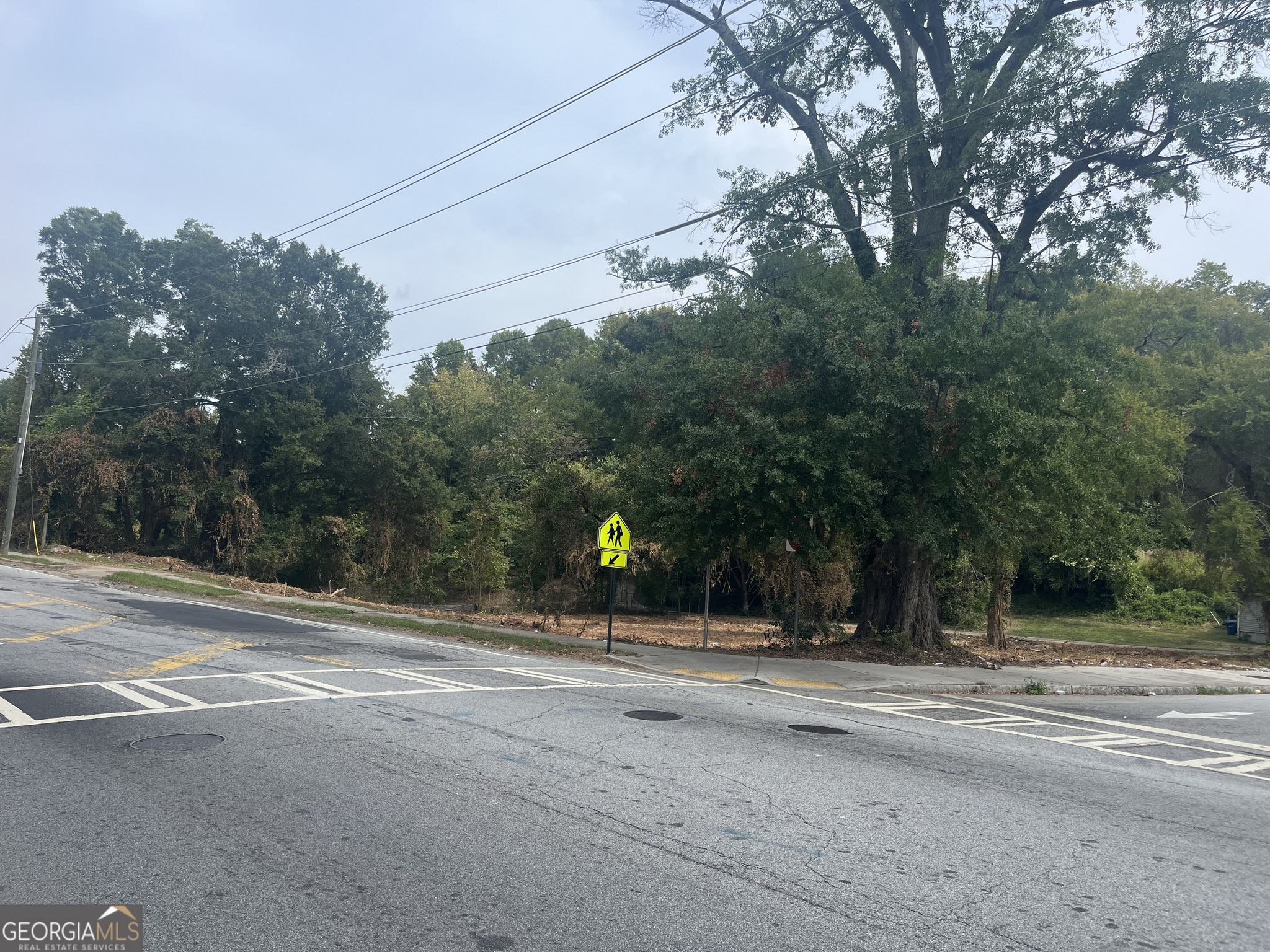 82 W Lake Ave SW, Atlanta, GA for Sale