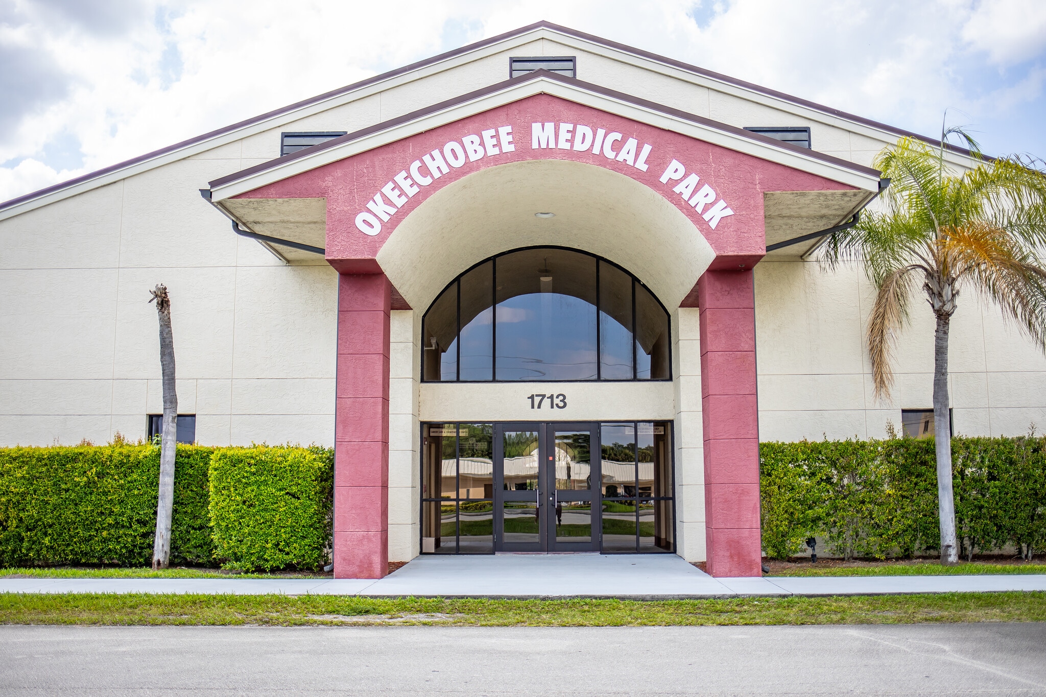 1713 US Highway 441 N, Okeechobee, FL for Rent