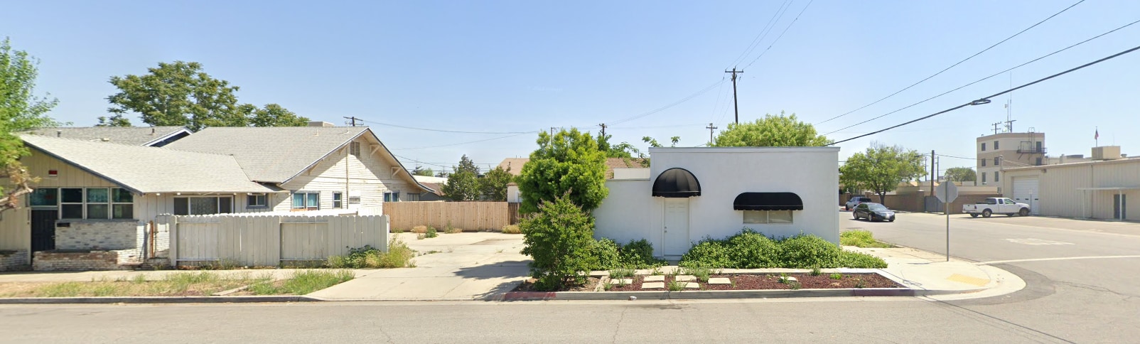 2200 G St, Bakersfield, CA for Rent