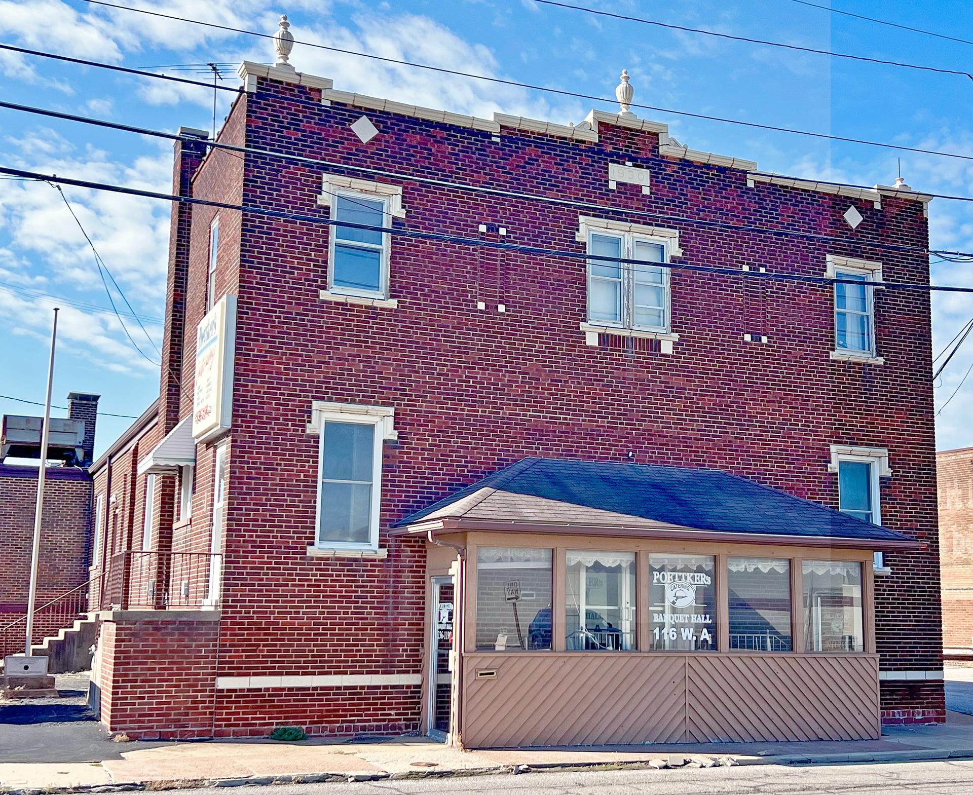 116 W A St, Belleville, IL for Sale