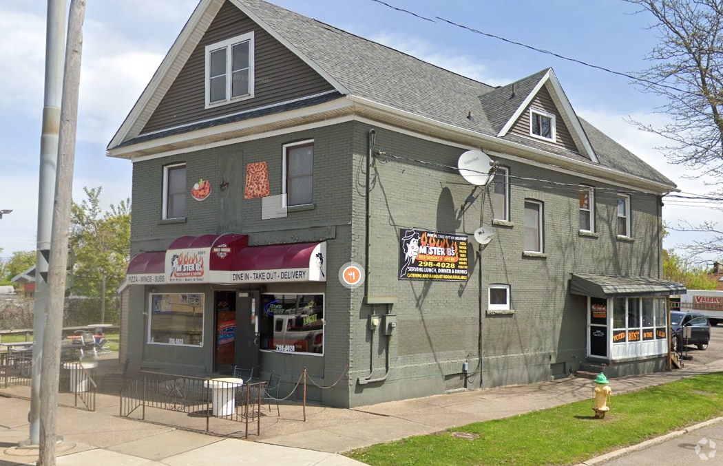 2201 Hyde Park Blvd, Niagara Falls, NY for Sale