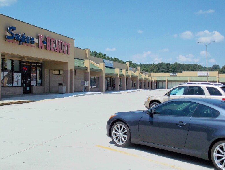 507 N Expressway Griffin, GA 30223 Shopping Center Property for Sale