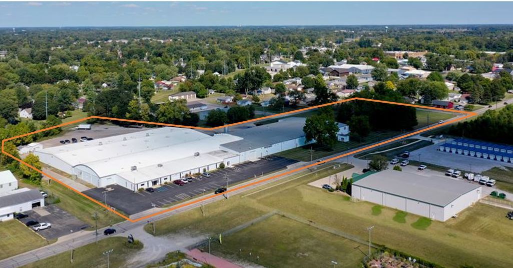 1000 Auburn Dr, Auburn, IN for Sale