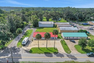 Welaka, FL Freestanding - 413 Elm St