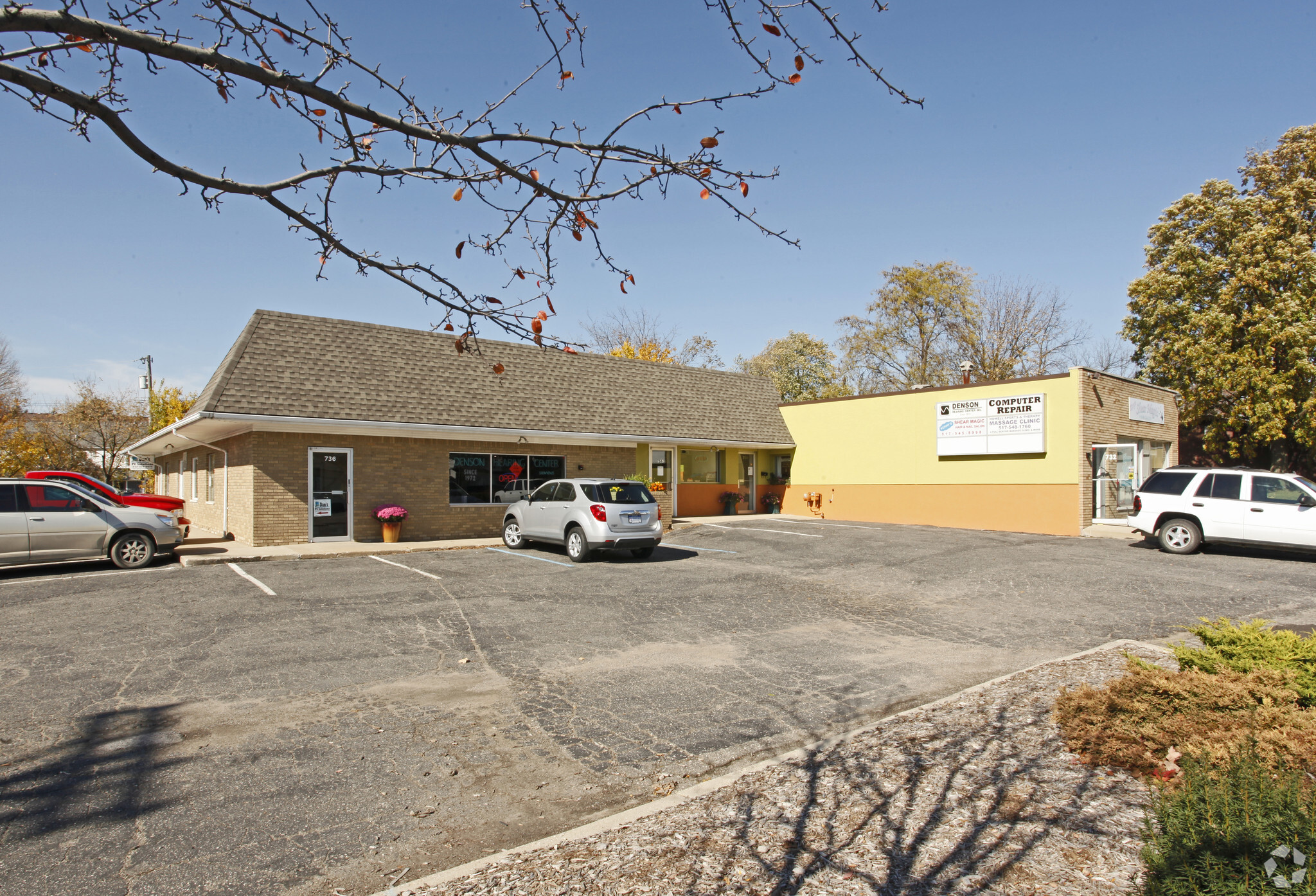 732-736 S Michigan Ave, Howell, MI for Sale